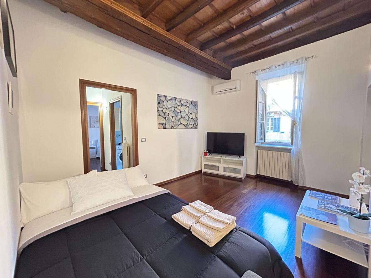 Elegante Appartamento Nel Centro Storico Di Torino Exteriör bild